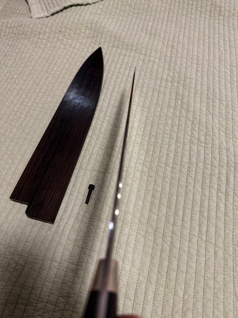 一刀斎虎徹 包丁　芦博志作　白ニ　本焼和牛刀　300mm