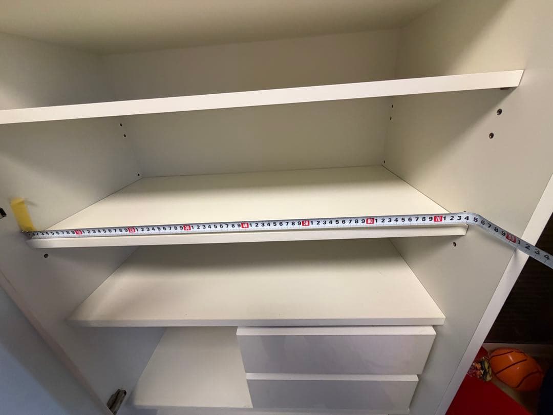 美品！キッチンボード、食器棚、スライド扉