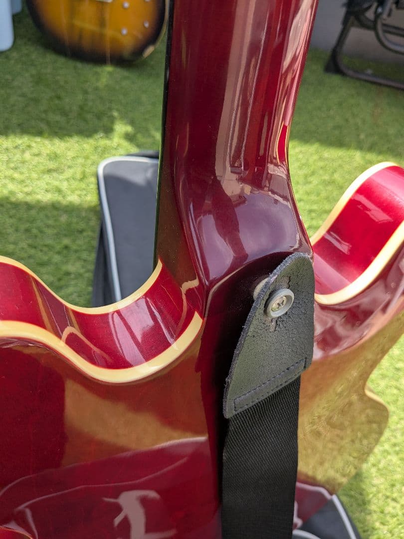 極美品 Epiphone dot CH ES-335タイプ ケース付 セミアコ - メルカリ