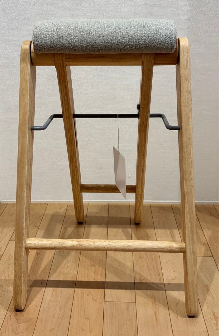 【未使用】TITTO フォールディングハイスツール　ベージュ