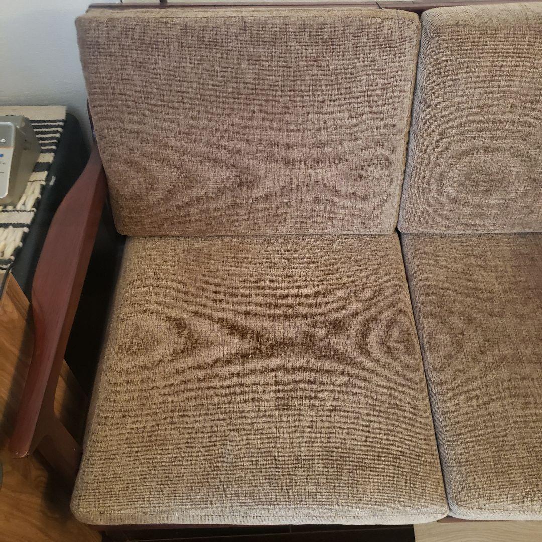 ブラウン 2人掛けソファ モダンデザイン