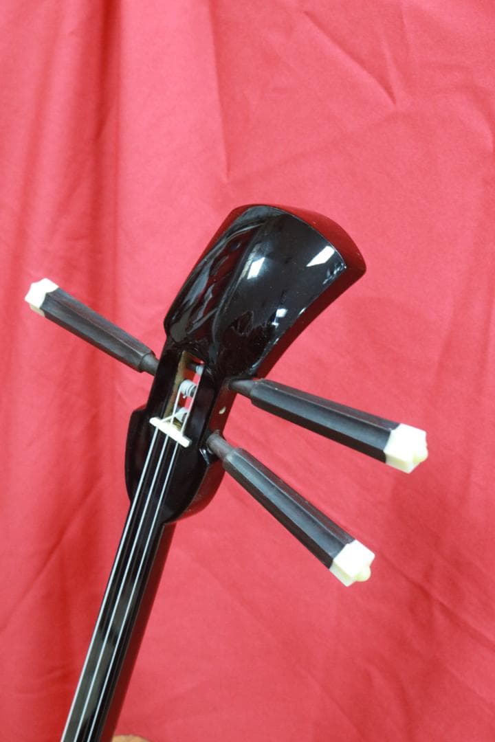 沖縄　エレキ三線（人工皮張り）初心者にもおすすめの初心者セット　新品未使用