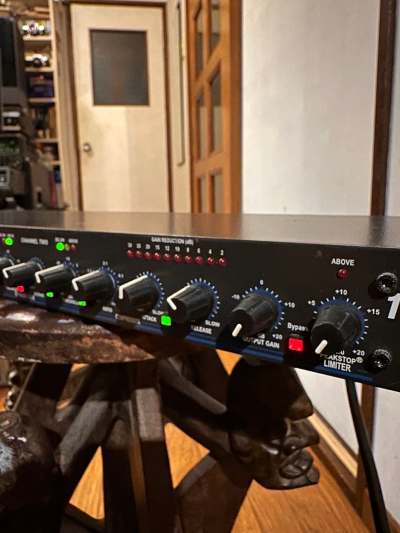 定番　dbx 166XL コンプレッサー／リミッター 美品