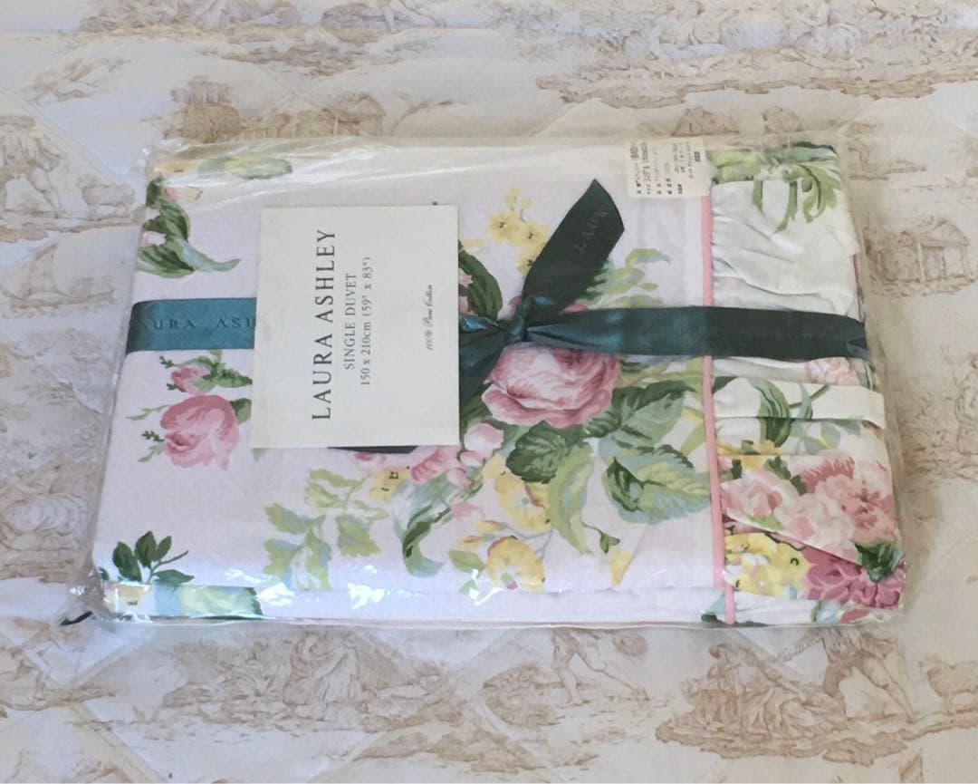 ローラアシュレイ デュベカバー