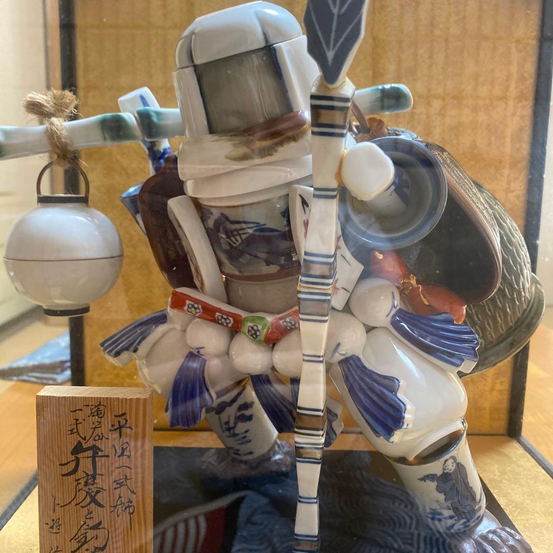 弁慶と灼鐘　陶器一式飾り　置物