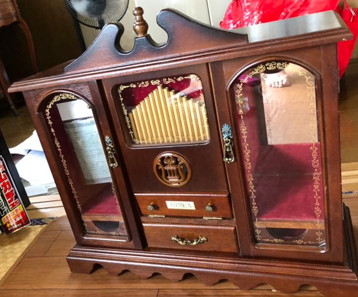 ジュエリーボックス　オルゴール付き