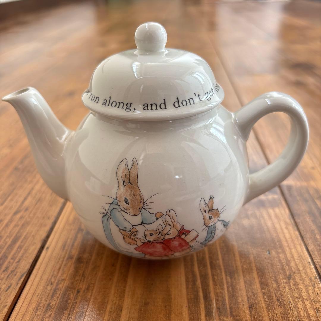  (ウェッジウッド) ミニチュアティーセット ピーターラビット