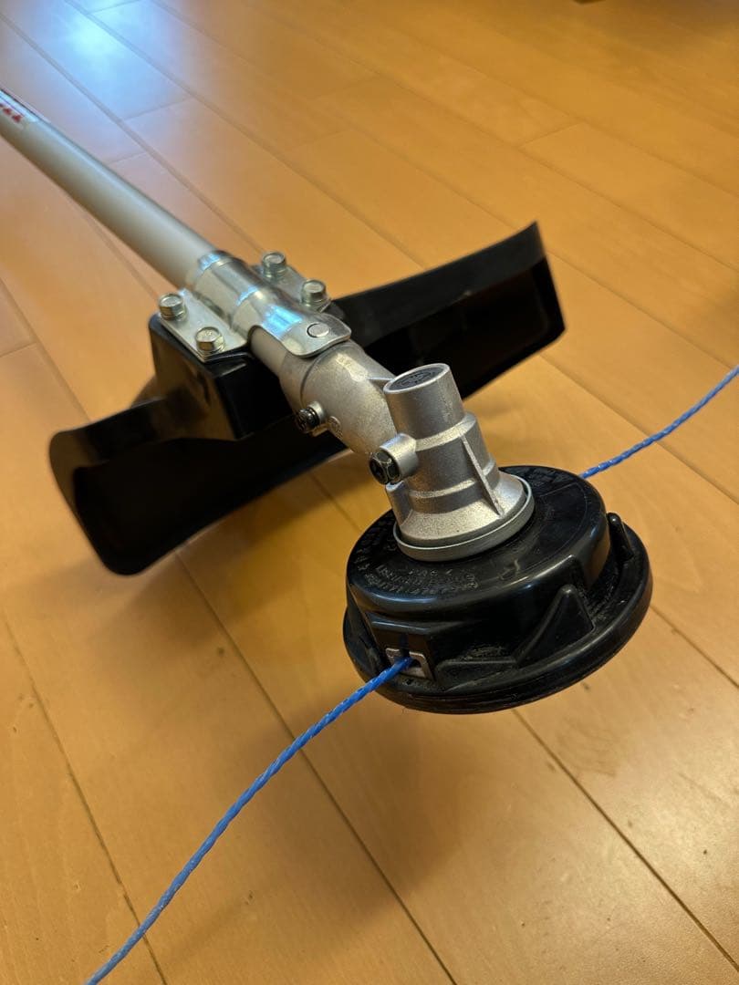 美品 HONDA 草刈り機 UMR425 ループハンドル ナイロンカッター仕様