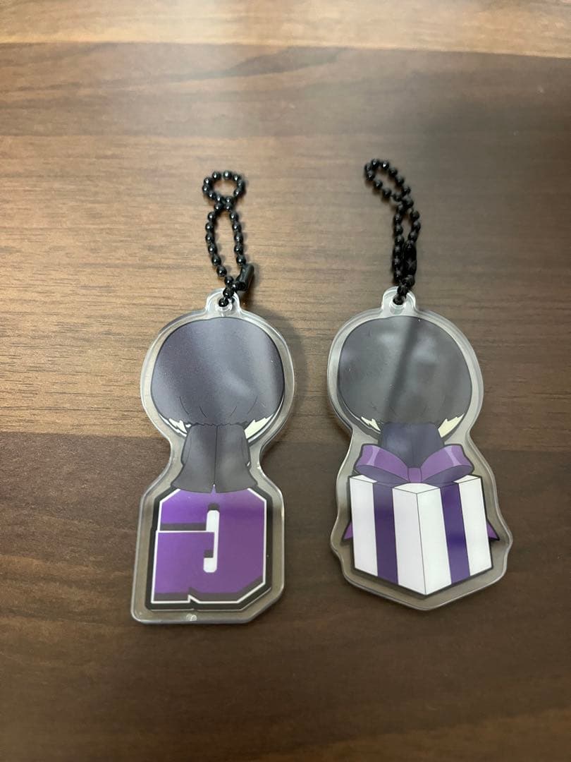 GLAY すわりんこ アクリルキーホルダー HISASHI 2種 - メルカリ