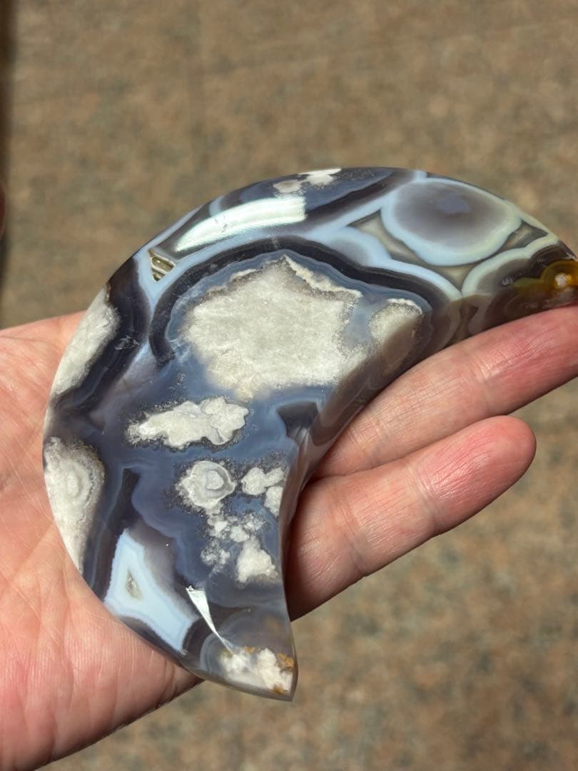 夜桜瑪瑙　夜桜メノウ　黒桜瑪瑙　ムーン型　月型　205g とても綺麗　インテリア