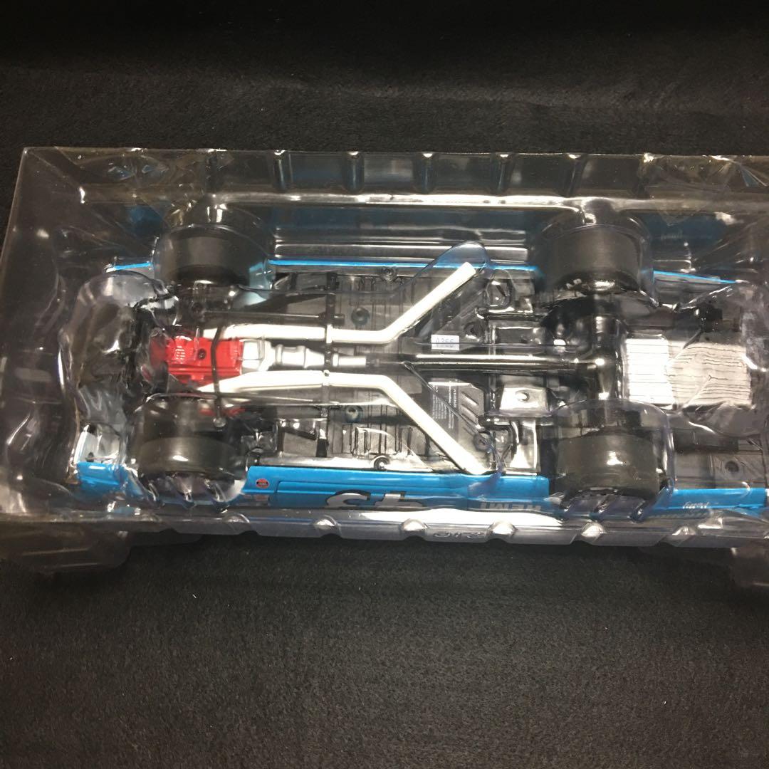 NASCAR 1968 プリムス ロードランナー スーパーバード ペティ