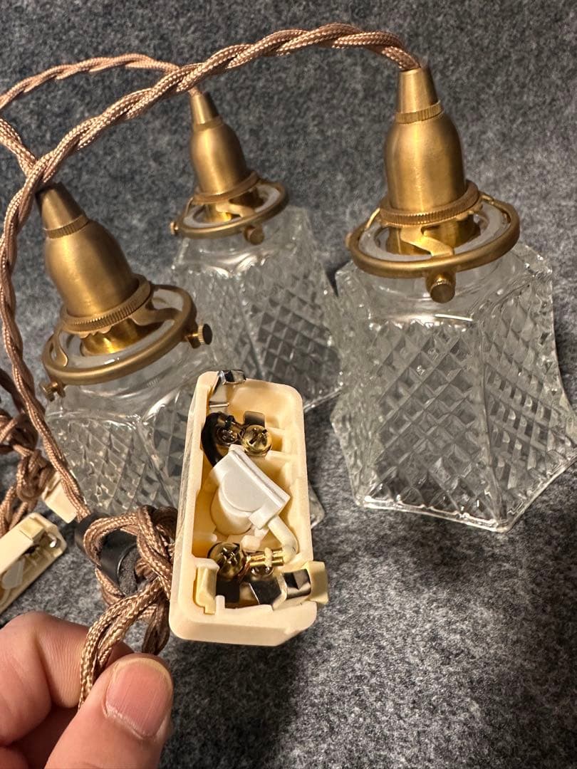 ガラス照明器具3つ(おまけ付き)