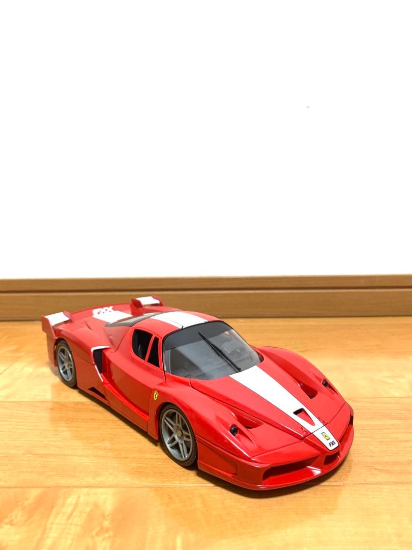 Hot Wheels FERRARI FXX 赤 1:18 ミニカー