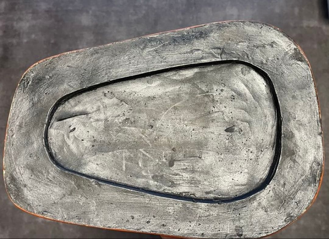 カエルのワインホルダー　置物