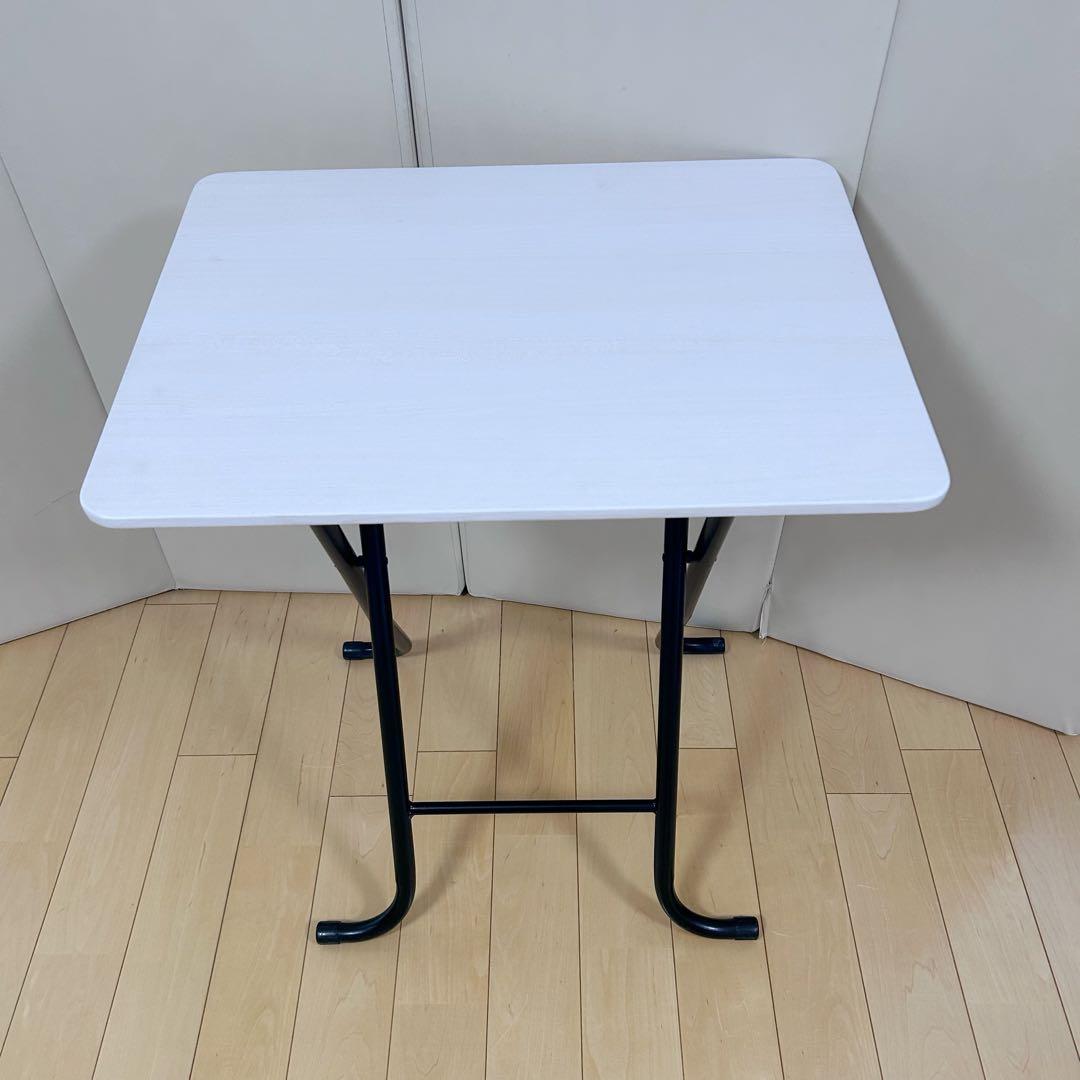 北欧　折りたたみテーブル　ホワイト　幅56 コーヒーテーブル　カフェテーブル