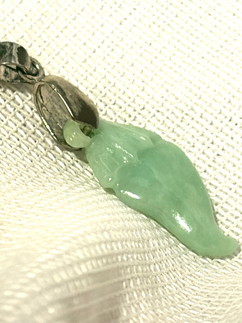 花街のお持ち物　誂え氷結翡翠万願寺とうがらしK18GPバチカンペンダントトップ