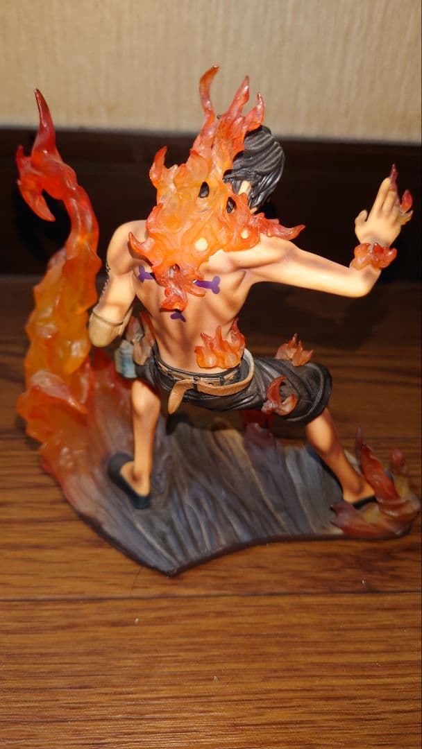 ワンピース DXフィギュア リペイント ルフィエースサニー号ラブーン