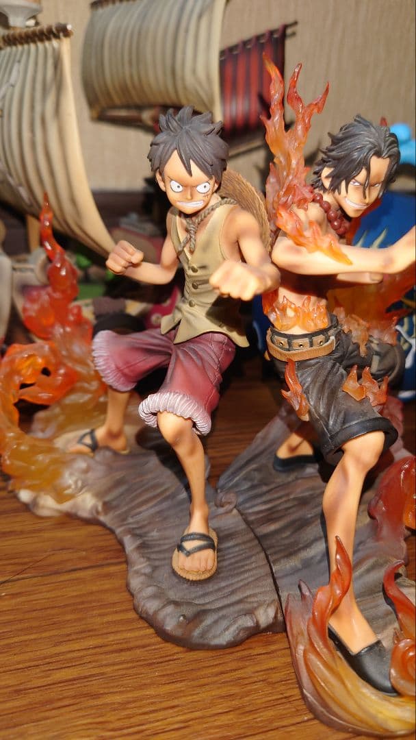 ワンピース DXフィギュア リペイント ルフィエースサニー号ラブーン