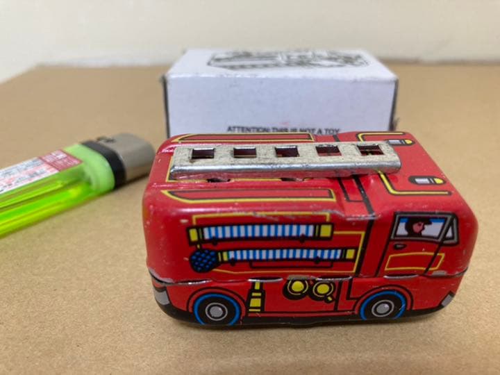 レトロ　金属製　消防車　動けます