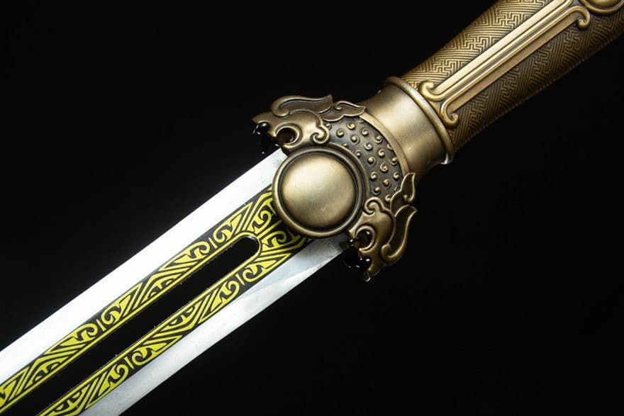 古兵器 武具　刀装具　日本刀　模造刀 居合刀 落銘漢剣