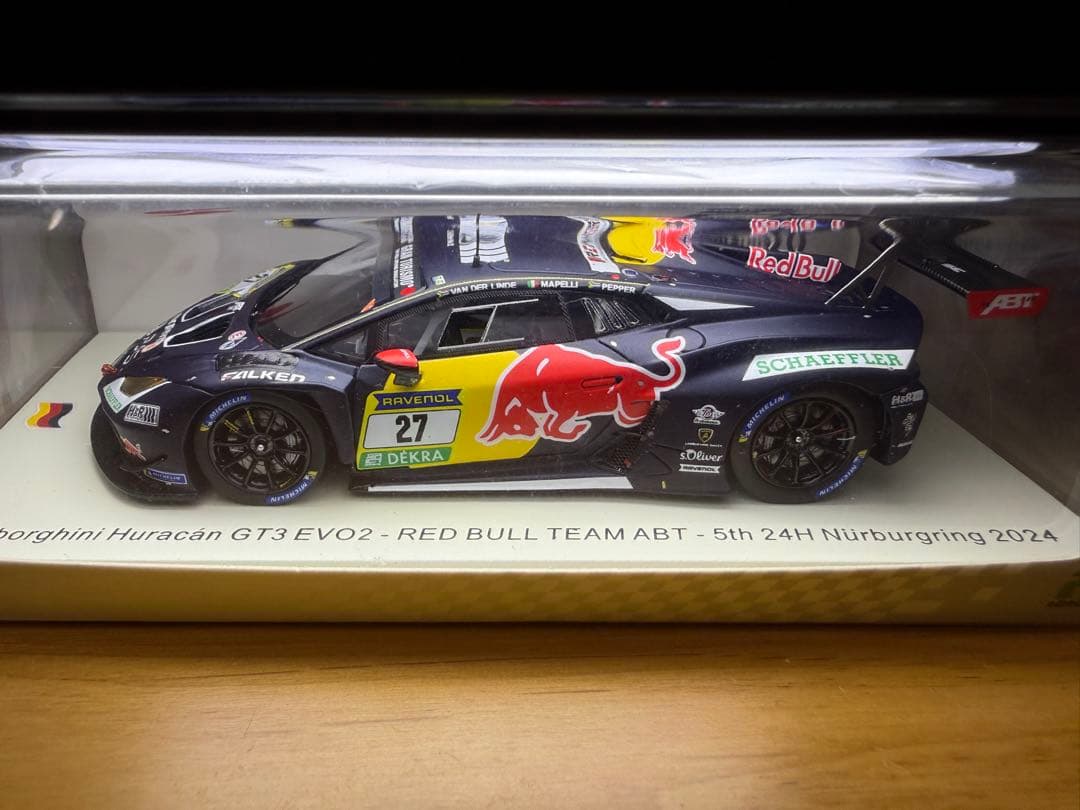 1/43 RED BULL TEAM ABT Huracán GT3 EVO2 1/43 Lamborghini Huracan GT3 EVO2 No.27 Red Bull Team ABT 24H