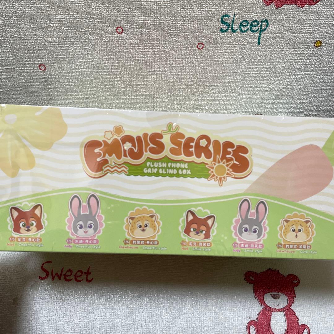 ズートピア2 EMOJIS SERIES 携帯ケース✖️6個(各1個) - メルカリ