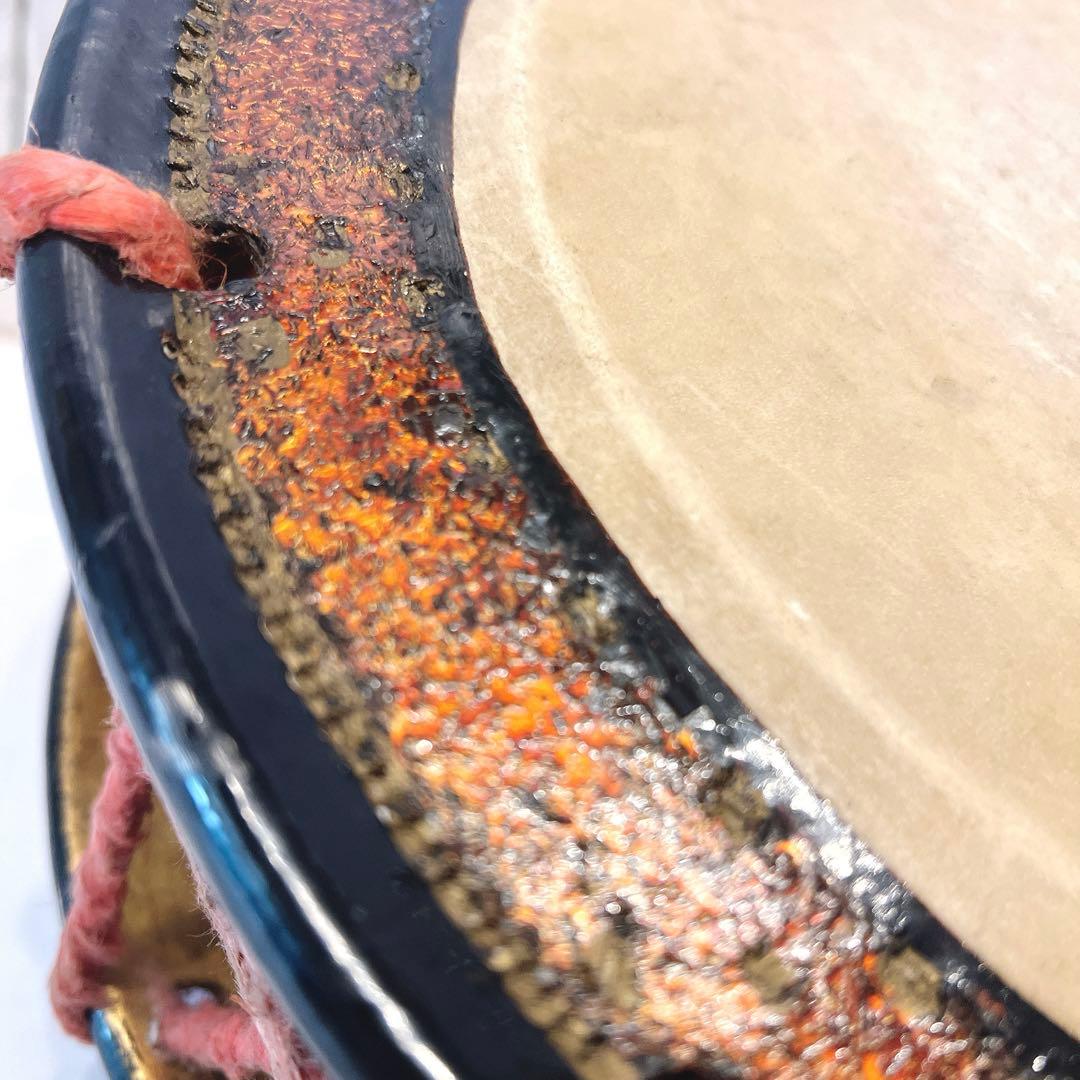 【希少】締め太鼓　蒔絵　和太鼓 34.5cm バチ付き　台座付属　和楽器　打楽器