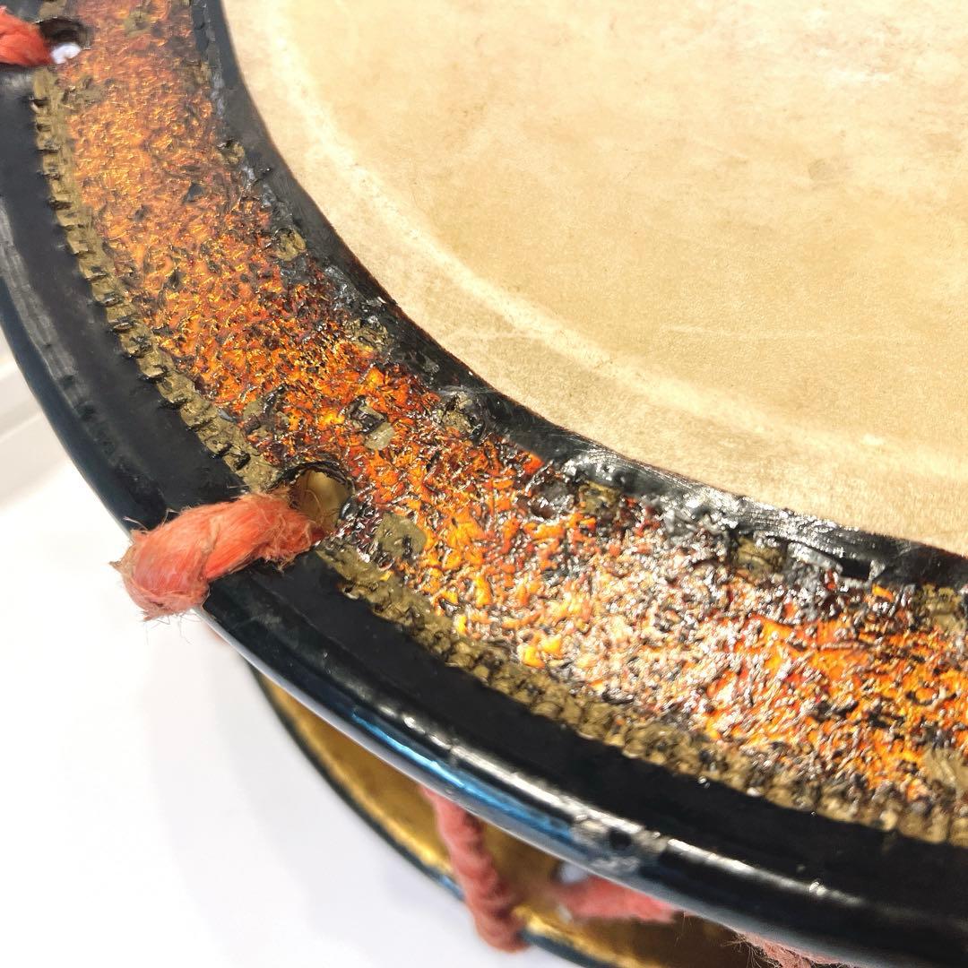 【希少】締め太鼓　蒔絵　和太鼓 34.5cm バチ付き　台座付属　和楽器　打楽器