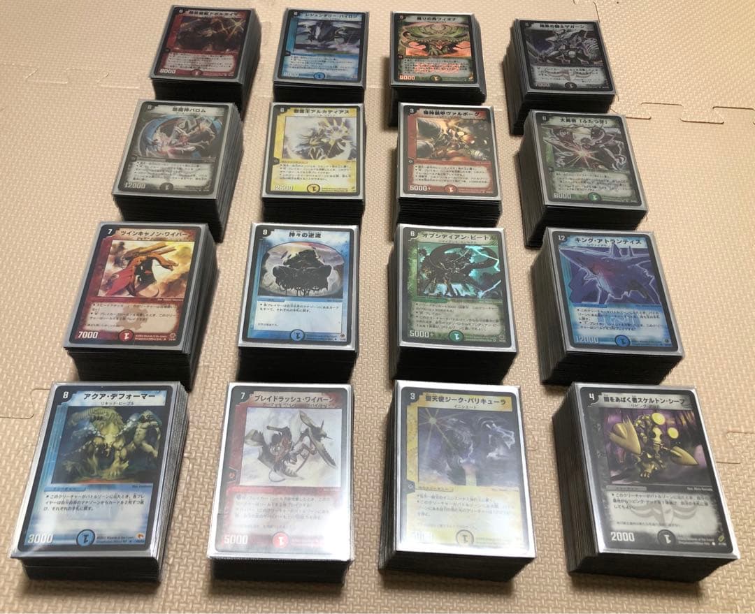 ゆ*ん様 デュエマクラシック基本編　引退品まとめ売り　デッキ16個セット　旧枠統