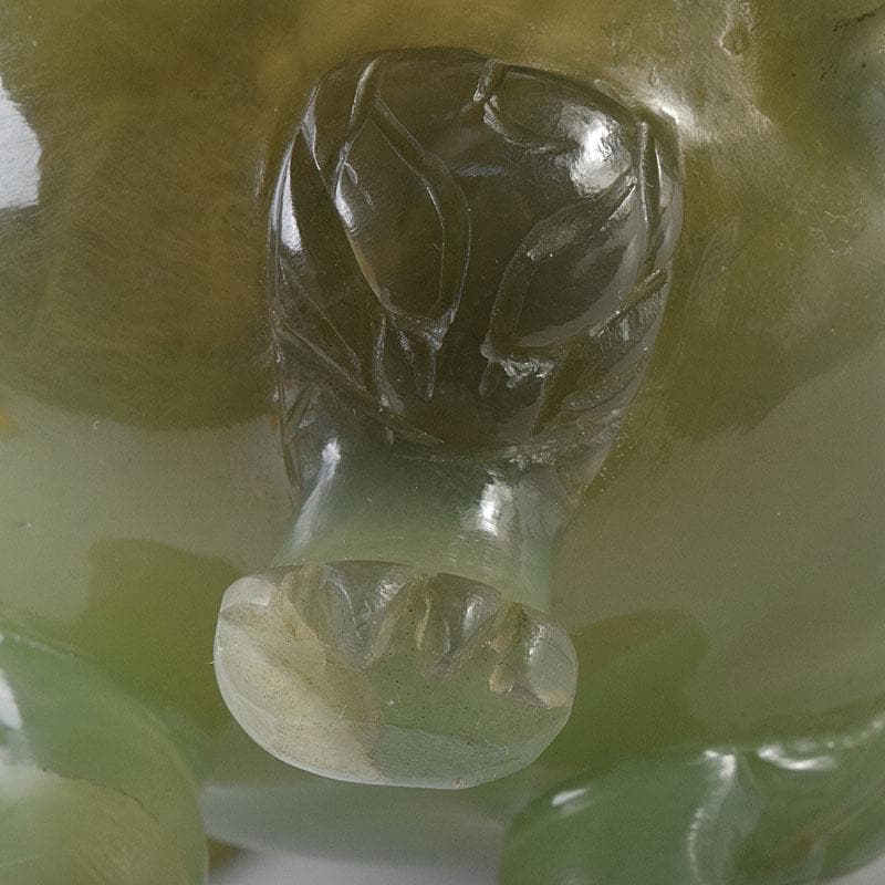 中国 玉石彫刻 雙耳活環 獅子鈕蓋爐 三足香炉 N 8052 - メルカリ