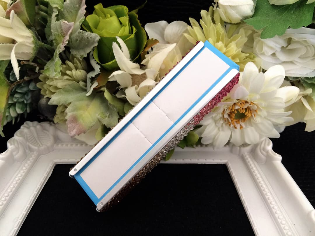 《ハンドメイド商品》スワロフスキークリスタルデコ:キシリッシュガム専用ケース✨