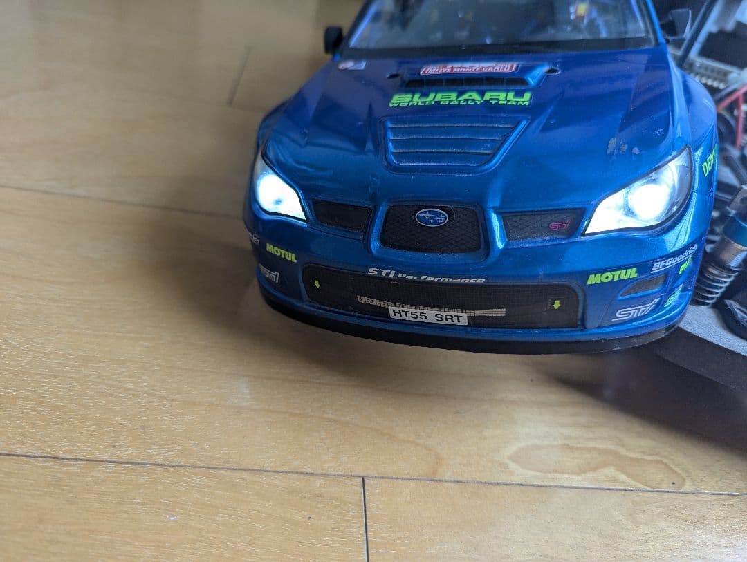 1/10タミヤラジコン　スバルインプレッサWRXボディ　塗装組立品