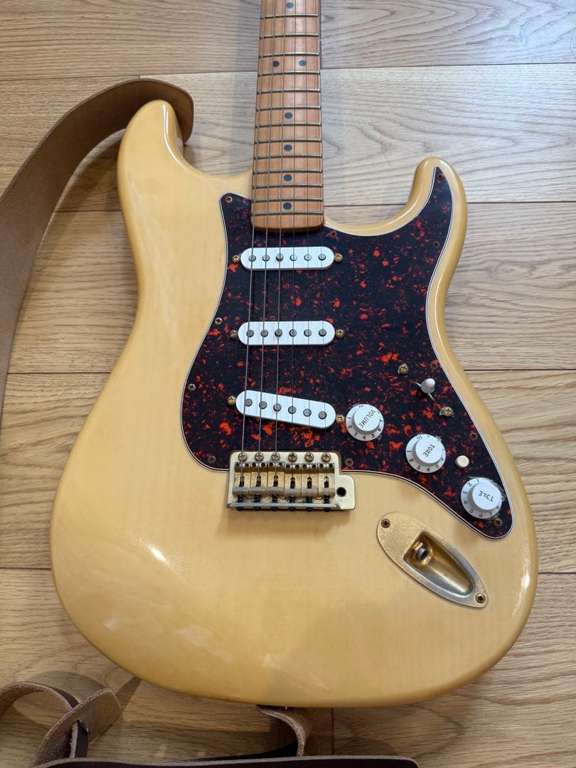 l*n様 Fender エレキギター ストラトキャスタータイプ