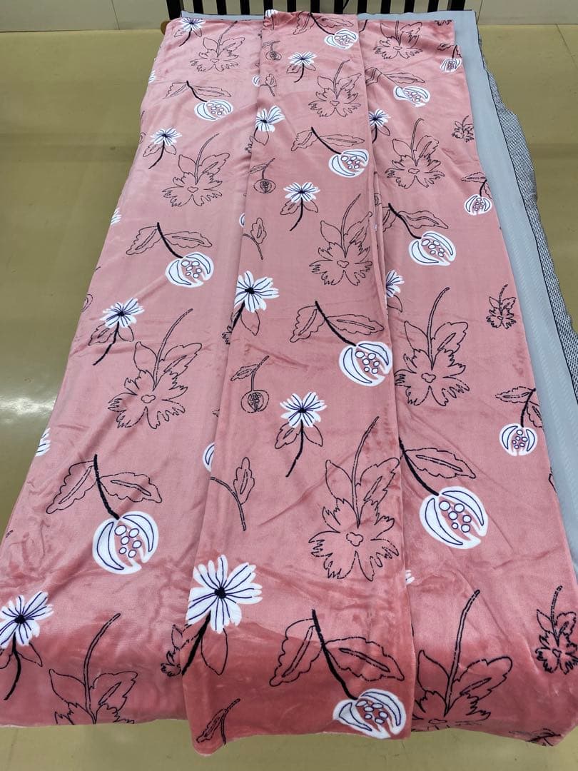 ダブルサイズ・シビラ　あったか掛けカバー・毛布タッチ・なめらか肌触り・洗濯OK