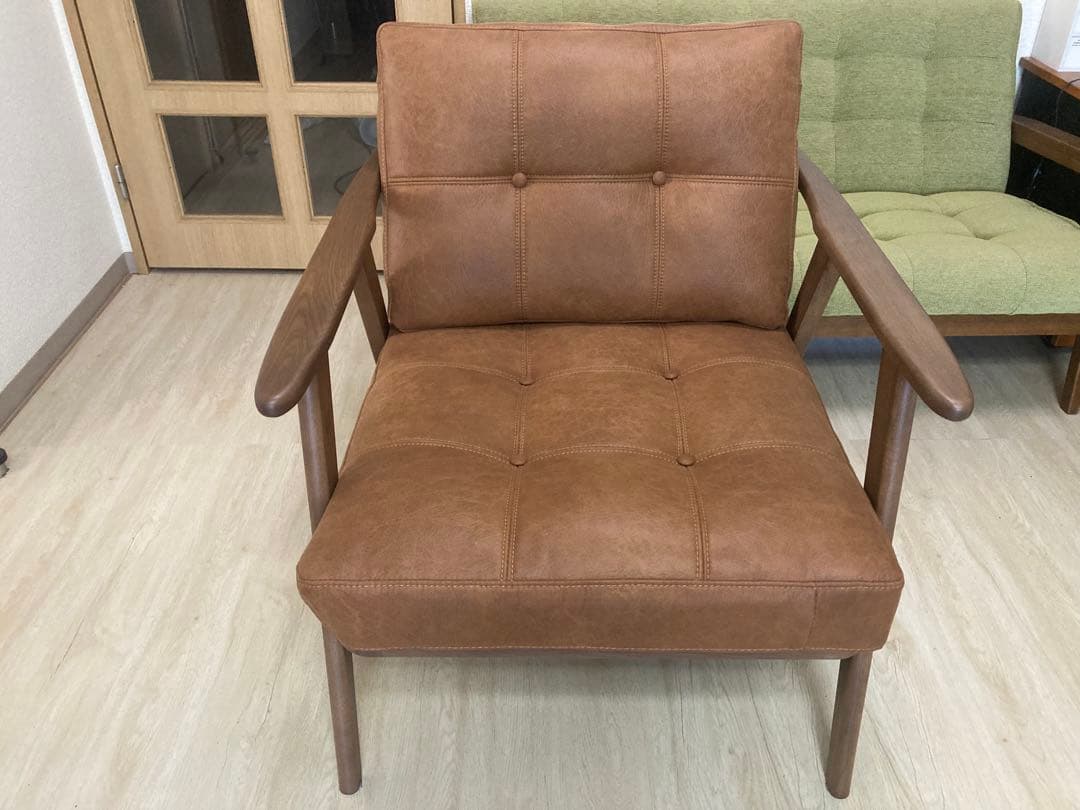 一人掛けソファ 北欧風 無垢材 ナチュラル 美品 定価11万 クラッシュゲイト