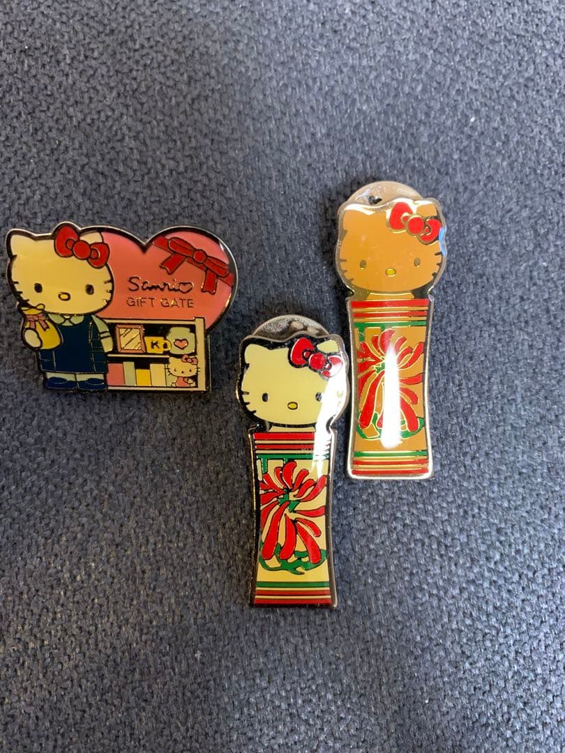 平成レトロ　キティ　ピンバッジ　まとめ売り