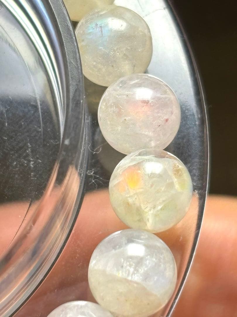 良品質　希少　レインボームーンストーン8㎜ブレス（新品未使用）マダガスカル産虹色