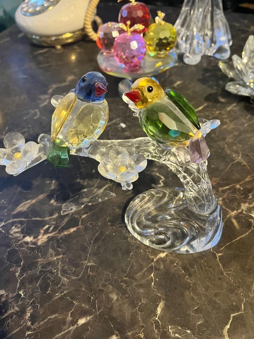 クリスタルガラスの小鳥 スワロフスキーの小鳥 スワロフスキーの コキンチョウ