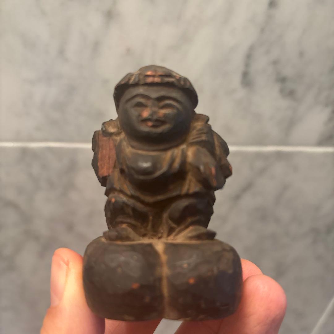 大黒天 アンティーク明治時代平和的なお顔で雰囲気のある大黒様の彫刻