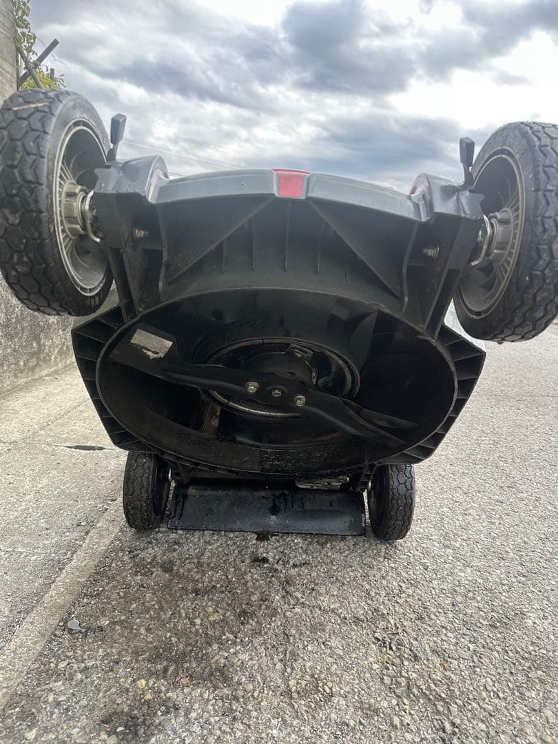 HONDA HRX537 エンジン芝刈り機（外観美品） エンジンOK！