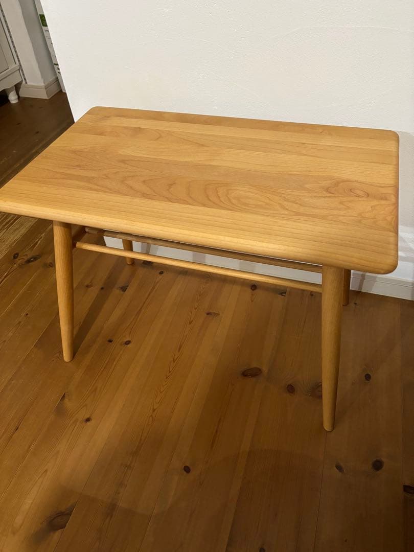 モモナチュラル　サイドテーブル　キッズデスク