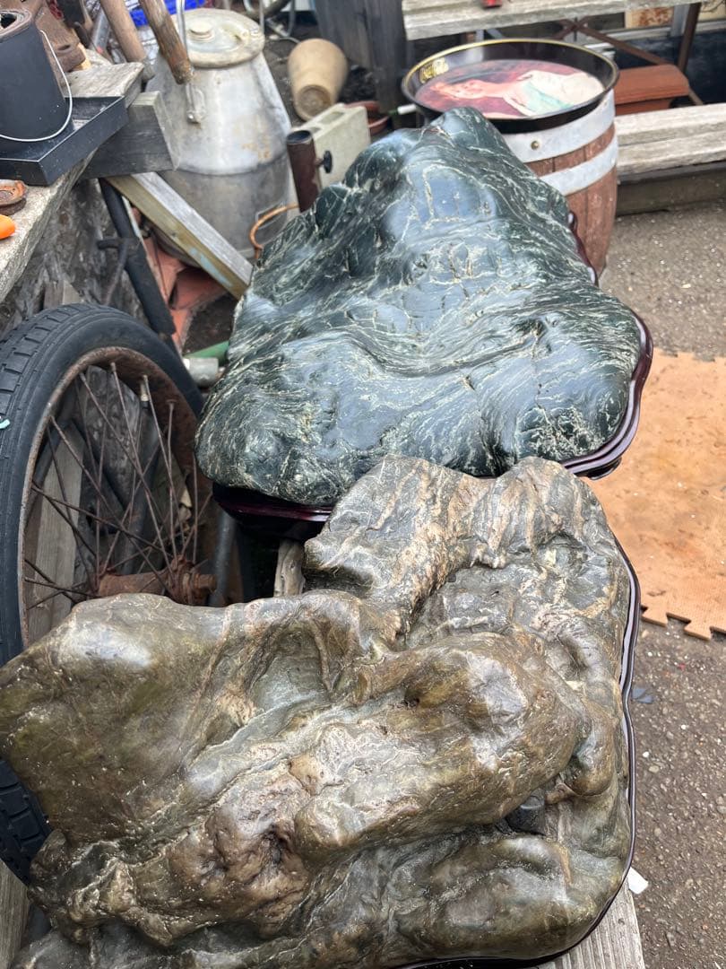 神居古潭石 、特大６０センチ、古潭石 神居古潭石緑泥石 水石 、水石展示会用