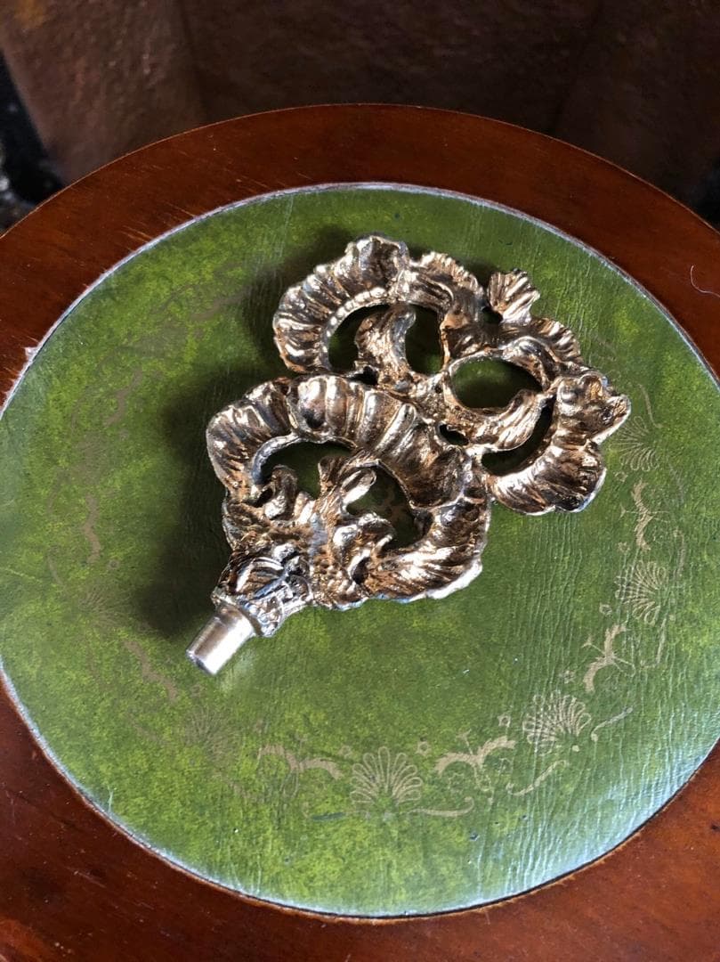 パフュームボトル M19