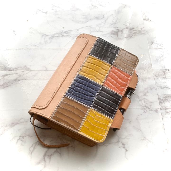 【訳あり品】レザーパッチワーク手帳カバー