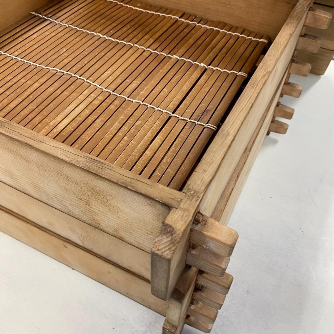 菓子屋用中古品　角蒸し蒸篭（せいろ）　蒸篭3枚＋木蓋　おまけで竹すだれ3枚