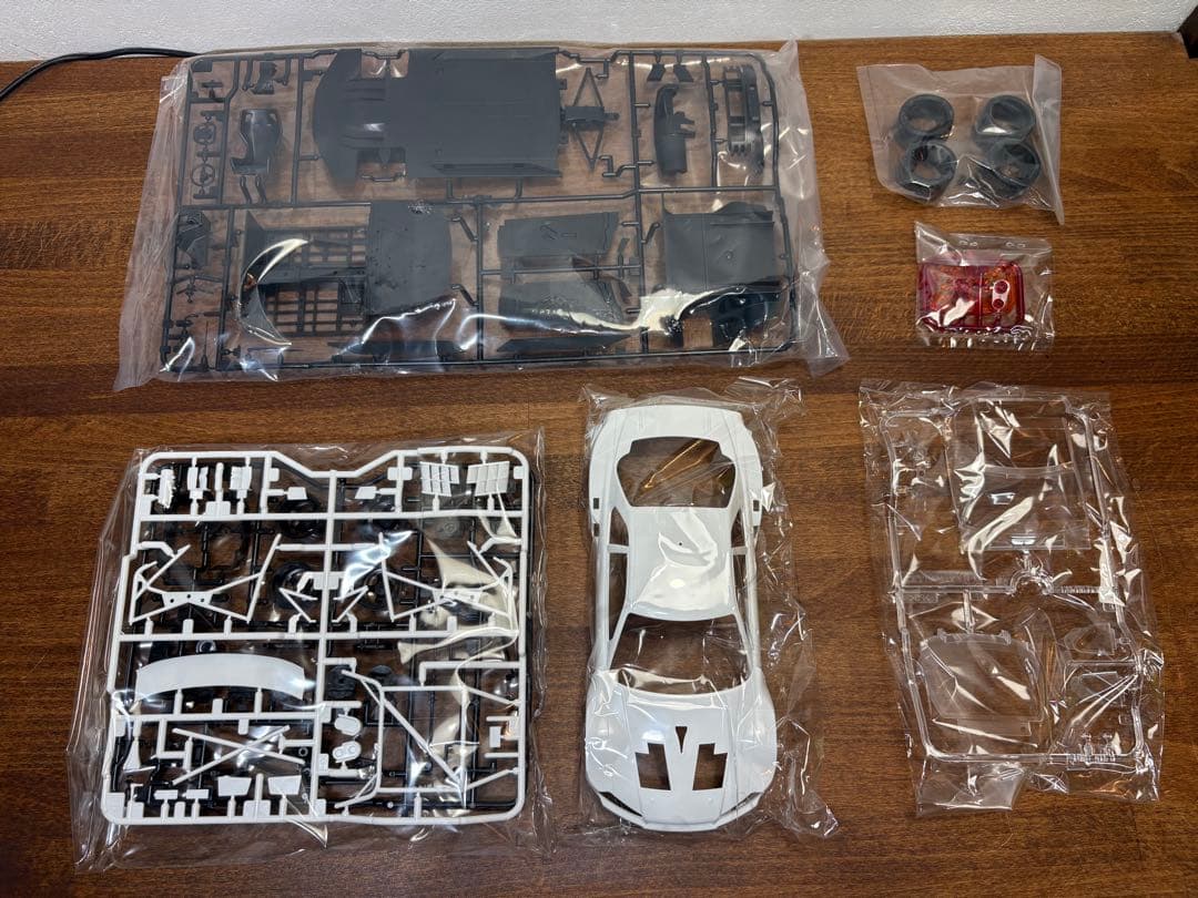 タミヤ 1/24 ザナヴィ ニスモ GT-R (R34) スペシャルエディション