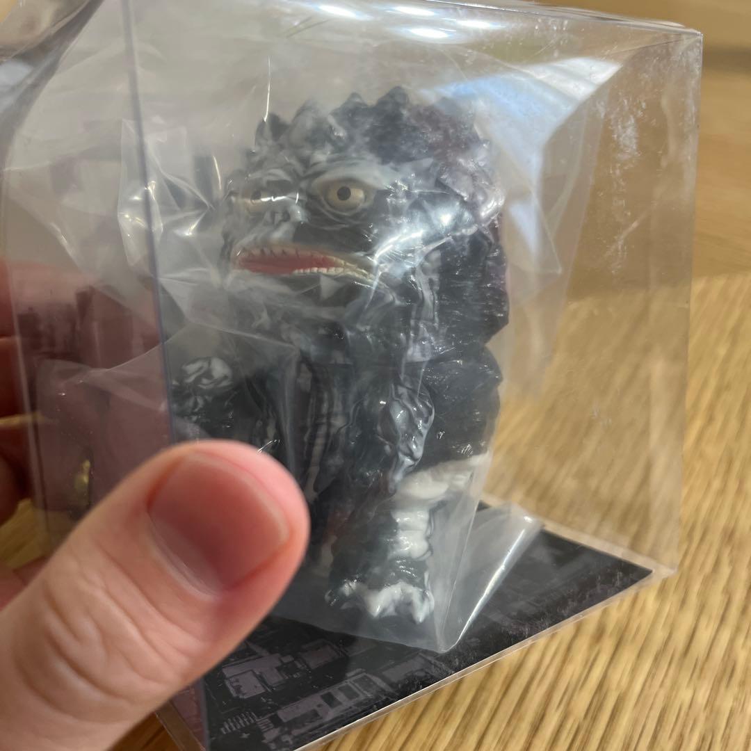 シカルナ工房 ウルトラCUBE ガラモン マーブルVer ソフビ - メルカリ