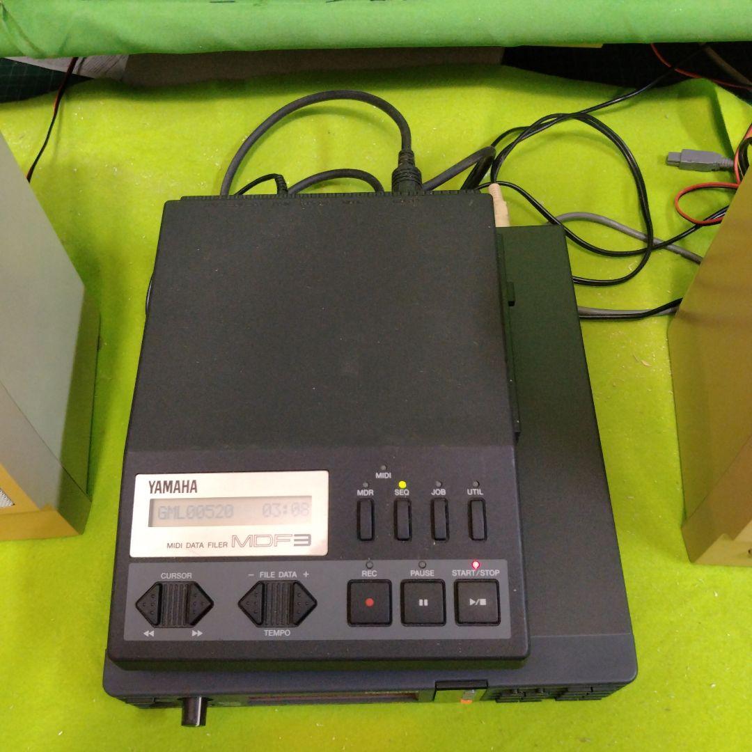 ●ヤマハ　MIDIデータファイラー　MDF3です。取説、ACアダプター付き