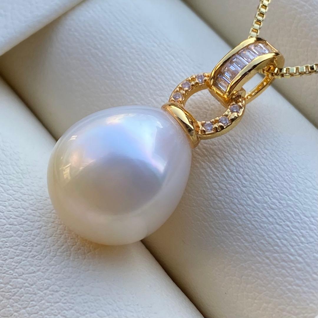 本真珠　南洋白蝶真珠ネックレストップ　13.3*11.9mmPT950