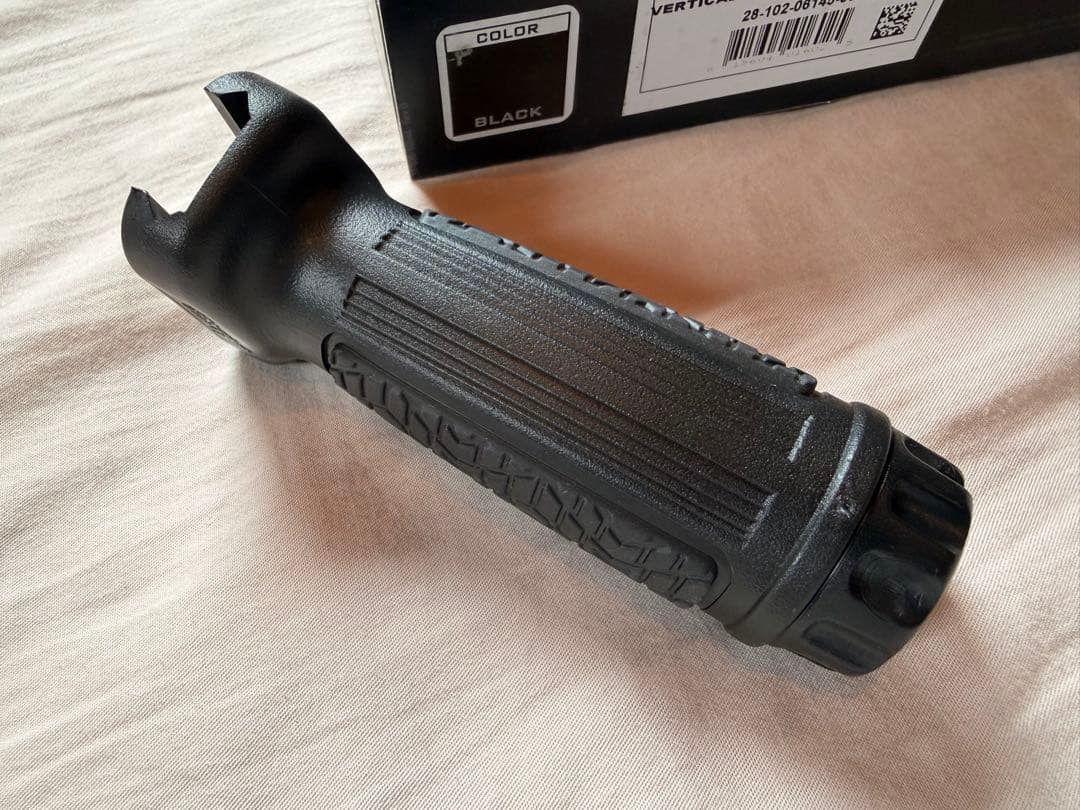 き*よ様 【実物】ダニエルディフェンス バーティカルフォアグリップ 20